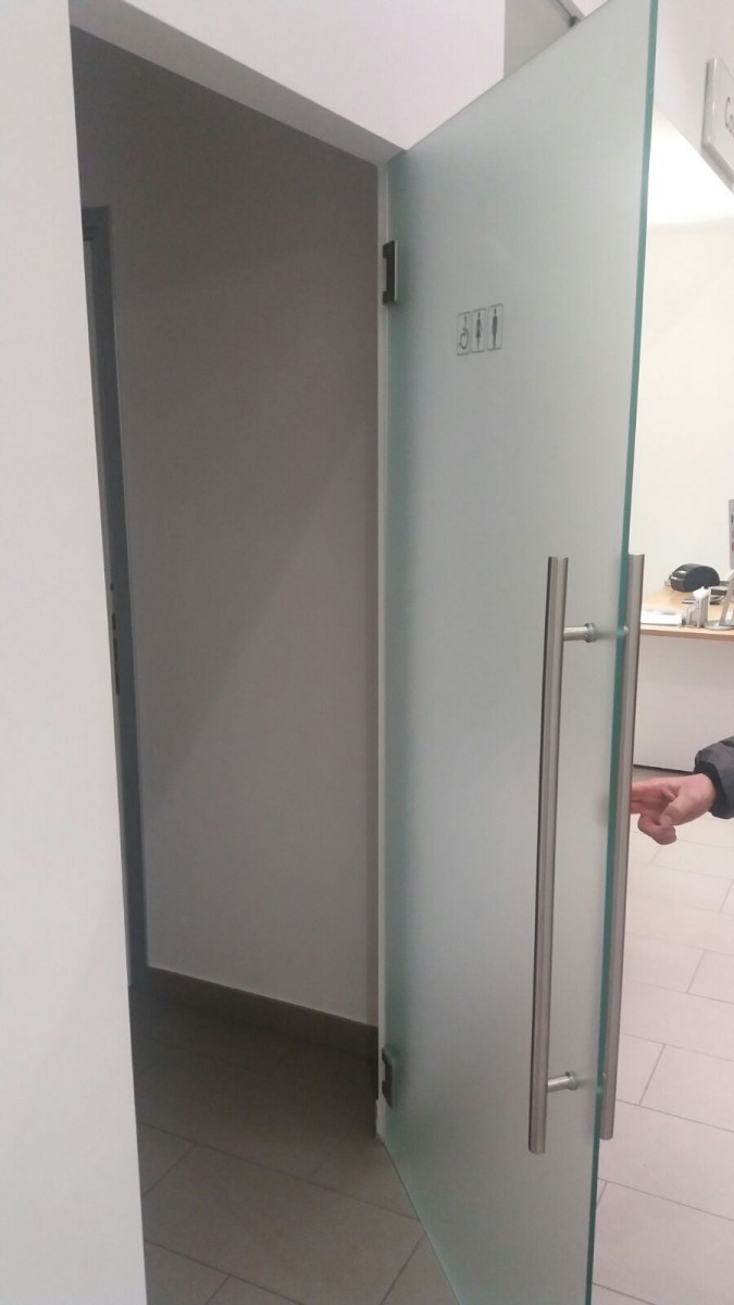 Porte in vetro senza telaio a